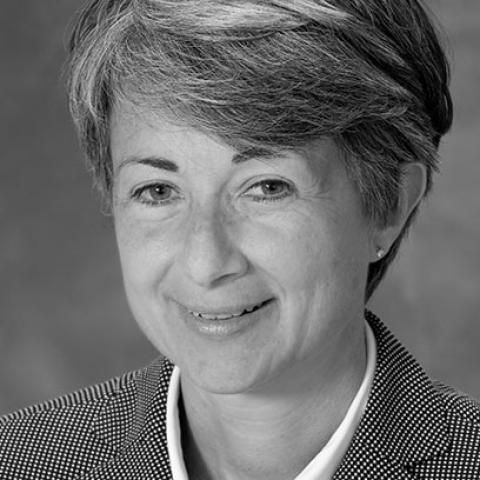 Elizabeth Mora