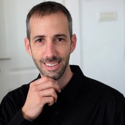 Tzuki Friedman