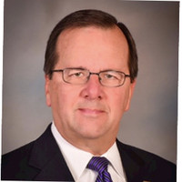 Douglas Ralph