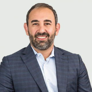 Yan Khamish