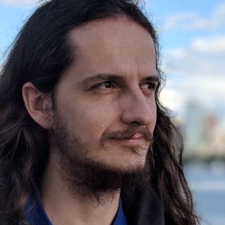 Zoltán Tősér