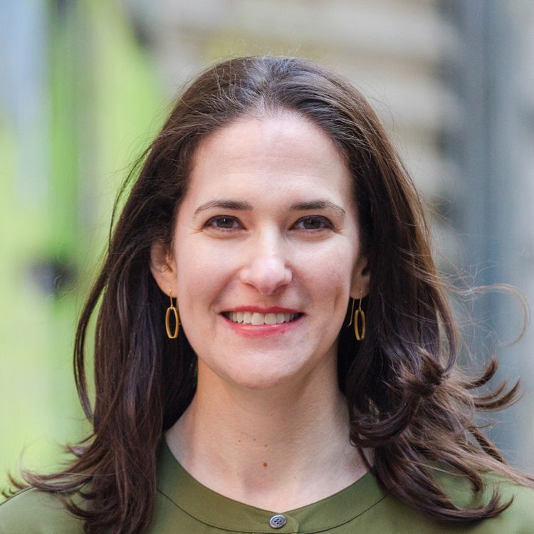 Alison Bloom-Feshbach