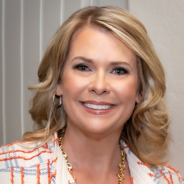 Lisa Glover
