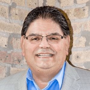 Henry Mendoza