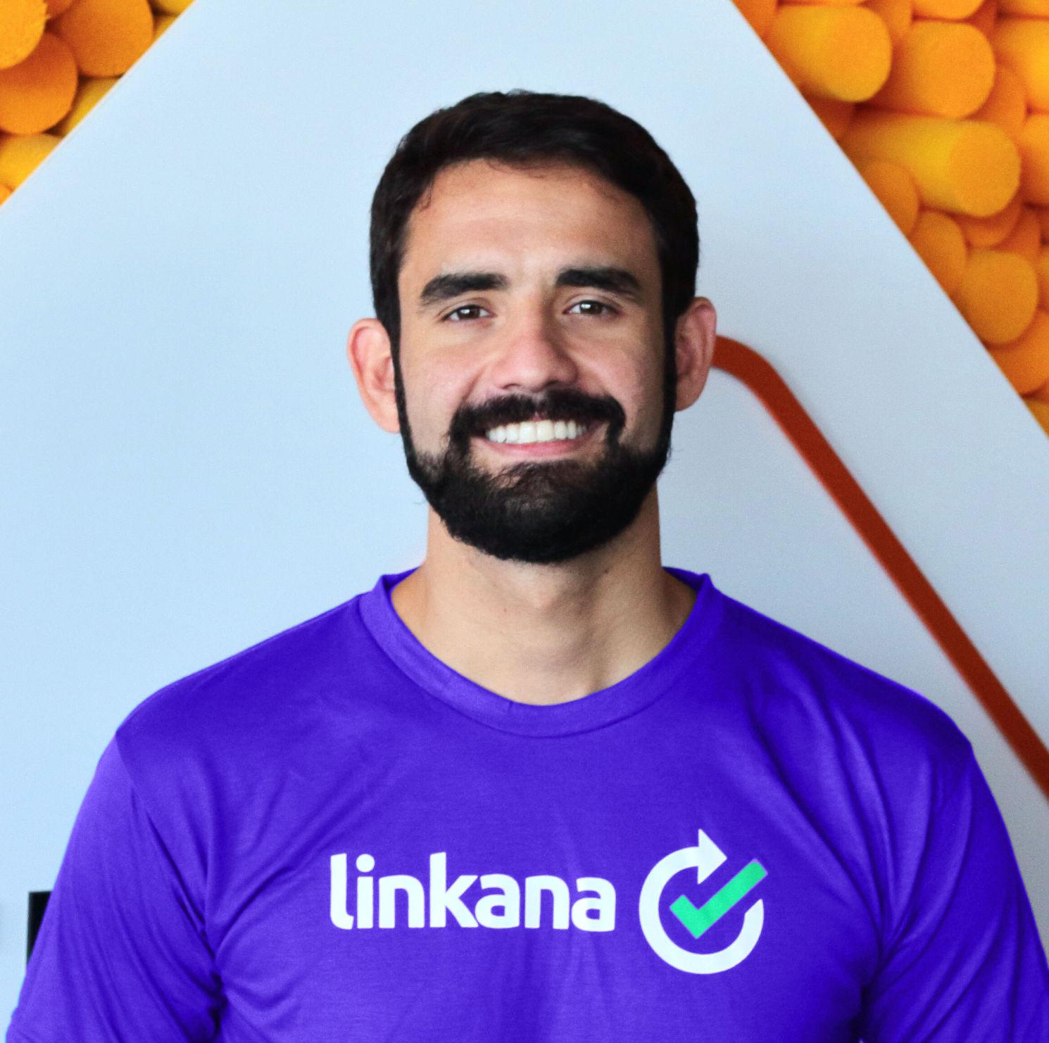 leo cavalcanti