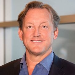 Peter Svennilson