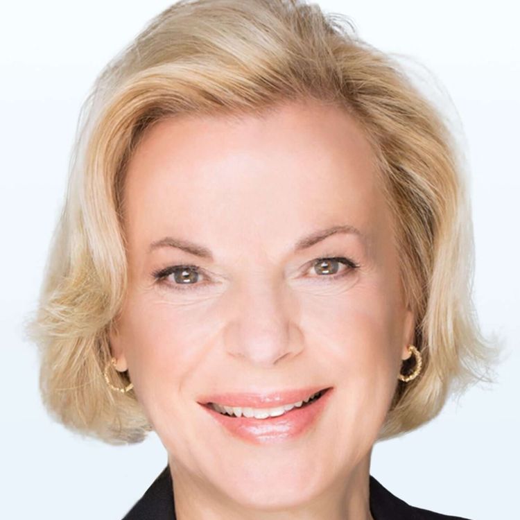 Elizabeth Nabel