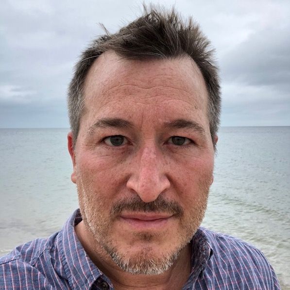 Nic Wolff