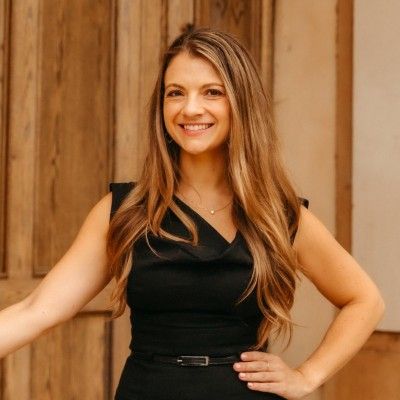 Erin PonTell