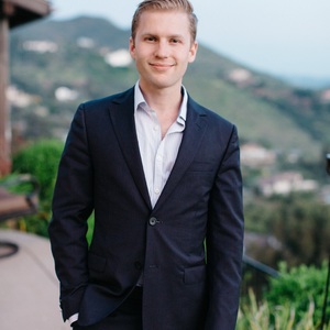 Austin Lee