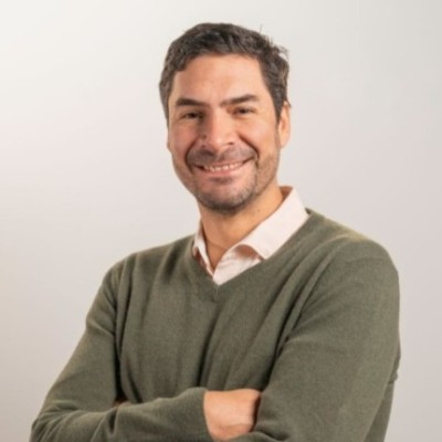 Martin Claure