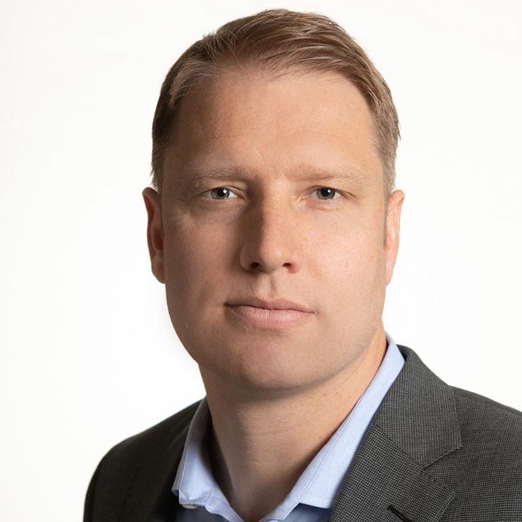 Joerg Adams