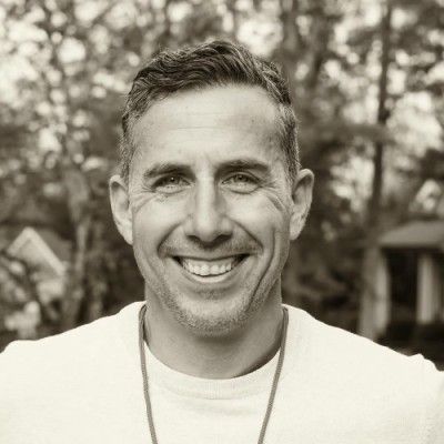 Michael Shahriari