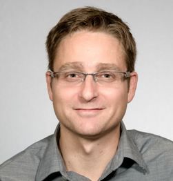 Itzik Spitzen