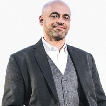 Tarek Kamil