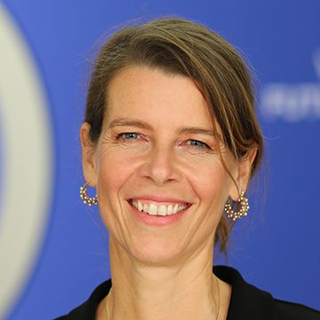 Barbara Karuth-Zelle