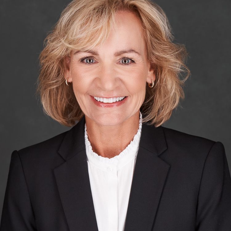 Lisa Stanton